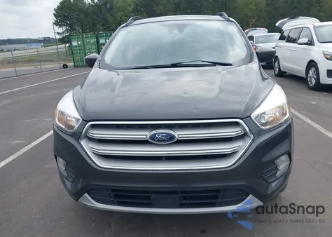 2018 Ford Escape Se z USA, uszkodzony, nr VIN 1FMCU9GDXJUB62304